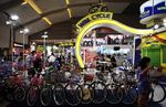 Pameran Sepeda Ramai Pengunjung