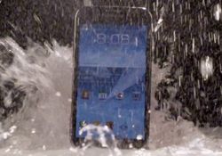 Ponsel Gahar Anti Air Galaxy S4 Active