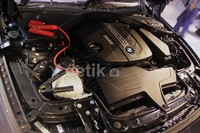 Beragam teknologi BMW Efficient Dynamics ditampilkan dalam model terbaru ini. Beberapa diantaranya adalah desain mesin dari bahan alumunium ringan.