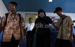 Tegur Penumpang Tak Bertiket, Fathmah Kena Bogem