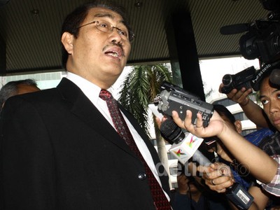 Jimly Asshiddiqie Datangi KPK