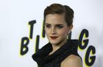 Bibir Merah Emma Watson