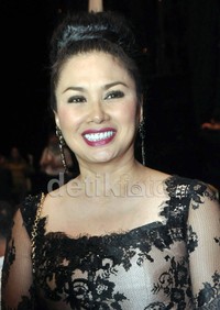 Wajah sumringah Titi DJ. Noel/detikHOT.