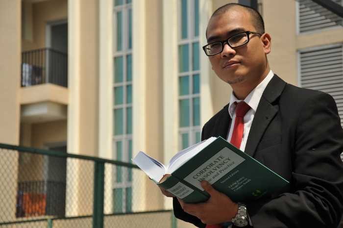 Ahmad Redi Peraih Doktor Hukum Tercepat Dalam Sejarah Fhui