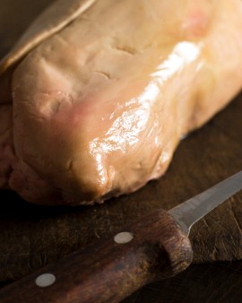 Apakah Konsumsi Daging Kuda dan Ikan Paus Pantas untuk Manusia?