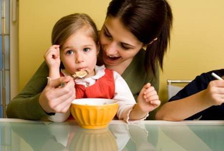 Anak Butuh Nutrisi, Kasih Sayang dan Stimulasi Agar Pertumbuhannya Optimal