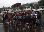 Labuhan Alit Untuk Peringati Bertahtanya Sultan HB X