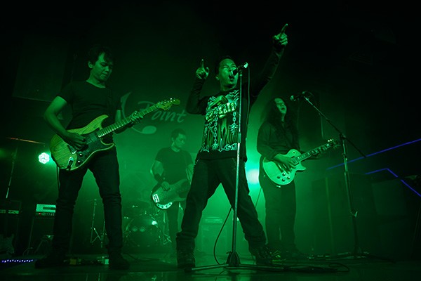 Konser Roxx Bergema di Blok M