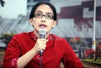 Rieke mendesak pemerintah RI harus secepatnya meminta perpanjangan waktu masa amnesti kepada Kerajaan Arab Saudi.
