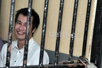 Eza Gionino divonis 7 bulan penjara terkait kasus penganiayaan terhadap Ardina Rasti. (detikHOT)