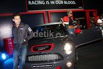 2 Model MINI John Cooper Works Meluncur