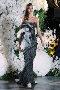 Jakarta, Indonesia - 04 Juni. Windy Chandra Trunk Show 2013 Le Jardin du Paradise at Plaza Indonesia Lt.4. 04 Juni 2013. Jakarta. [Foto: Mohammad Abduh/Wolipop]