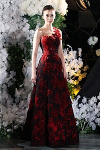 Jakarta, Indonesia - 04 Juni. Windy Chandra Trunk Show 2013 Le Jardin du Paradise at Plaza Indonesia Lt.4. 04 Juni 2013. Jakarta. [Foto: Mohammad Abduh/Wolipop]