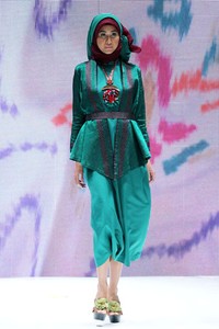 Jakarta, Indonesia - 02 Juni. Donggala Exquisite Looks by Nieta Hidayani. Indonesia Islamic Fashion Fair 2013 at Jakarta Convention Center. 02 Juni 2013. Senayan. Jakarta. [Foto: Mohammad Abduh/Wolipop]