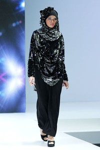 Jakarta, Indonesia - 02 Juni. Yuyuk Nurmaisya Glamz with Tradition. Indonesia Islamic Fashion Fair 2013 at Jakarta Convention Center. 02 Juni 2013. Senayan. Jakarta. [Foto: Mohammad Abduh/Wolipop]