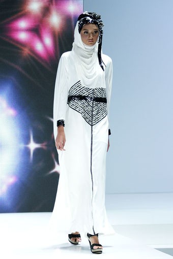 Jakarta, Indonesia - 02 Juni. Yuyuk Nurmaisya Glamz with Tradition. Indonesia Islamic Fashion Fair 2013 at Jakarta Convention Center. 02 Juni 2013. Senayan. Jakarta. [Foto: Mohammad Abduh/Wolipop]