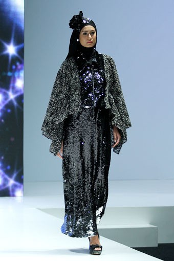 Jakarta, Indonesia - 02 Juni. Yuyuk Nurmaisya Glamz with Tradition. Indonesia Islamic Fashion Fair 2013 at Jakarta Convention Center. 02 Juni 2013. Senayan. Jakarta. [Foto: Mohammad Abduh/Wolipop]