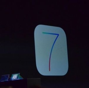 iOS 7 Tampil Lebih Warna-warni dan Tidak Monoton Lagi
