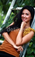 Cantik Alami Sylvia Fully