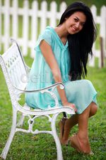 Senyum Manis Sylvia Fully