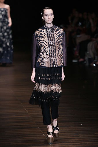 Jakarta, Indonesia - 05 Juni. Postcard by Biyan Wanaatmadja 30 Year in Fashion at Grand Ballroom Hotel Mulia. 05 Juni 2013. Senayan. Jakarta. [Foto: Mohammad Abduh/Wolipop]