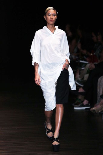 Jakarta, Indonesia - 05 Juni. Postcard by Biyan Wanaatmadja 30 Year in Fashion at Grand Ballroom Hotel Mulia. 05 Juni 2013. Senayan. Jakarta. [Foto: Mohammad Abduh/Wolipop]