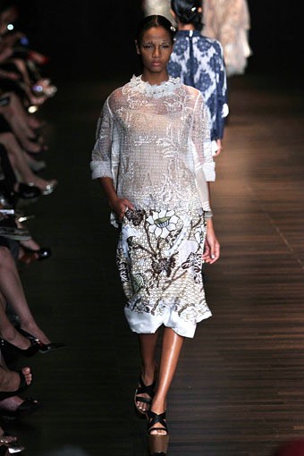 Jakarta, Indonesia - 05 Juni. Postcard by Biyan Wanaatmadja 30 Year in Fashion at Grand Ballroom Hotel Mulia. 05 Juni 2013. Senayan. Jakarta. [Foto: Mohammad Abduh/Wolipop]