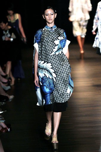 Jakarta, Indonesia - 05 Juni. Postcard by Biyan Wanaatmadja 30 Year in Fashion at Grand Ballroom Hotel Mulia. 05 Juni 2013. Senayan. Jakarta. [Foto: Mohammad Abduh/Wolipop]