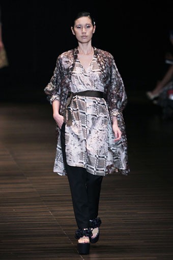 Jakarta, Indonesia - 05 Juni. Postcard by Biyan Wanaatmadja 30 Year in Fashion at Grand Ballroom Hotel Mulia. 05 Juni 2013. Senayan. Jakarta. [Foto: Mohammad Abduh/Wolipop]