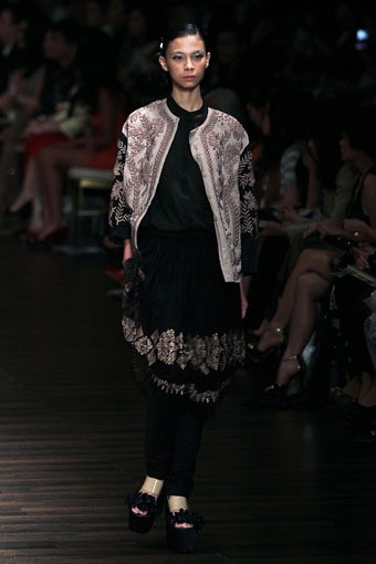 Jakarta, Indonesia - 05 Juni. Postcard by Biyan Wanaatmadja 30 Year in Fashion at Grand Ballroom Hotel Mulia. 05 Juni 2013. Senayan. Jakarta. [Foto: Mohammad Abduh/Wolipop]