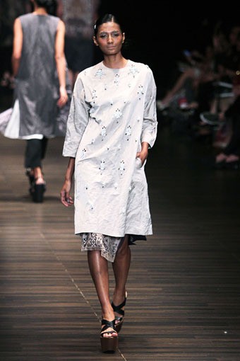 Jakarta, Indonesia - 05 Juni. Postcard by Biyan Wanaatmadja 30 Year in Fashion at Grand Ballroom Hotel Mulia. 05 Juni 2013. Senayan. Jakarta. [Foto: Mohammad Abduh/Wolipop]