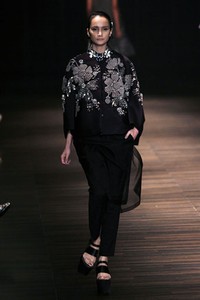 Jakarta, Indonesia - 05 Juni. Postcard by Biyan Wanaatmadja 30 Year in Fashion at Grand Ballroom Hotel Mulia. 05 Juni 2013. Senayan. Jakarta. [Foto: Mohammad Abduh/Wolipop]