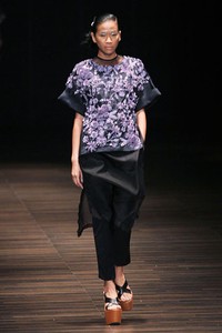 Jakarta, Indonesia - 05 Juni. Postcard by Biyan Wanaatmadja 30 Year in Fashion at Grand Ballroom Hotel Mulia. 05 Juni 2013. Senayan. Jakarta. [Foto: Mohammad Abduh/Wolipop]