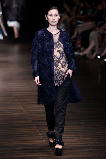 Jakarta, Indonesia - 05 Juni. Postcard by Biyan Wanaatmadja 30 Year in Fashion at Grand Ballroom Hotel Mulia. 05 Juni 2013. Senayan. Jakarta. [Foto: Mohammad Abduh/Wolipop]