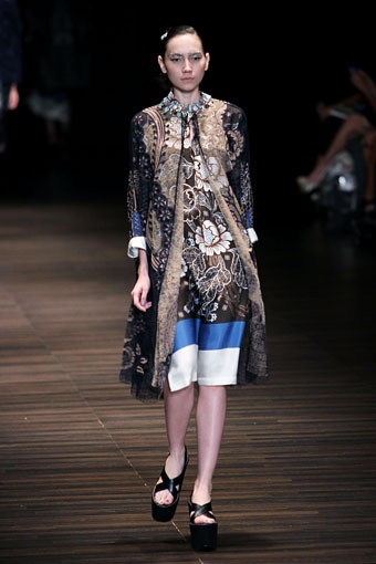 Jakarta, Indonesia - 05 Juni. Postcard by Biyan Wanaatmadja 30 Year in Fashion at Grand Ballroom Hotel Mulia. 05 Juni 2013. Senayan. Jakarta. [Foto: Mohammad Abduh/Wolipop]