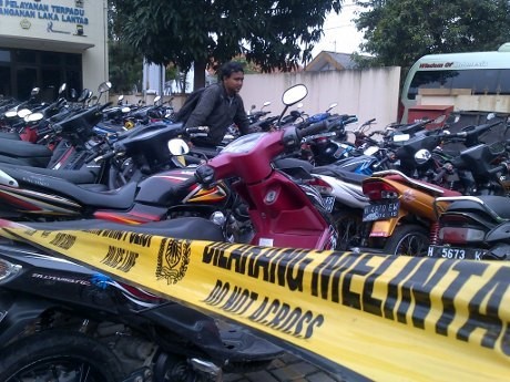 400 Suporter PSIS Semarang Ditilang, 154 Motor Disita