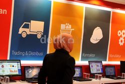 Zahir Accounting Ramaikan Festival Komputer Indonesia