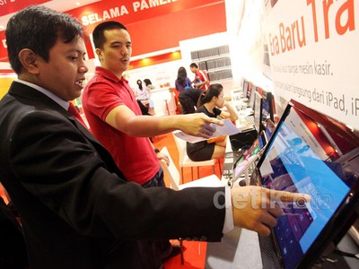 Zahir Accounting Ramaikan Festival Komputer Indonesia