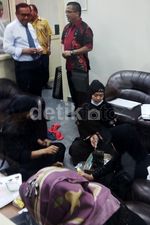 Wamen Denny Cek KJRI Jeddah