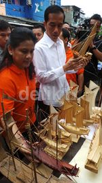 Jokowi Borong Barang UKM