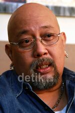 Jenggot Beruban Indro Warkop