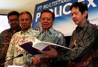 Jajaran Direksi PT Multistrada Arah Sarana (MASA), menggelar public expose, di Jakarta, Rabu (12/6/2013), terkait porsi pasar domestik Multistrada yang tumbuh menjadi 28% dari total penjualan ban Perseroan.