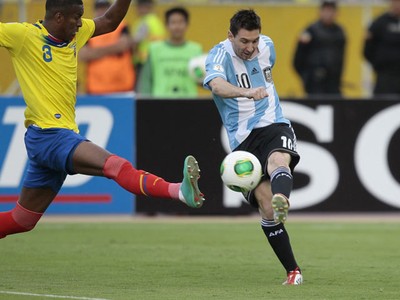 Argentina Ditahan Imbang Ekuador