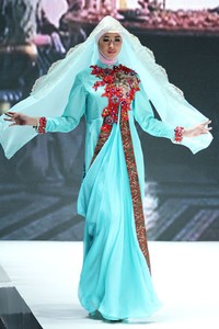 Jakarta, Indonesia - 02 Juni. Malik Moestaram Frammenti di Romance. Indonesia Islamic Fashion Fair 2013 at Jakarta Convention Center. 02 Juni 2013. Senayan. Jakarta. [Foto: Mohammad Abduh/Wolipop]