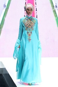 Jakarta, Indonesia - 02 Juni. Malik Moestaram Frammenti di Romance. Indonesia Islamic Fashion Fair 2013 at Jakarta Convention Center. 02 Juni 2013. Senayan. Jakarta. [Foto: Mohammad Abduh/Wolipop]