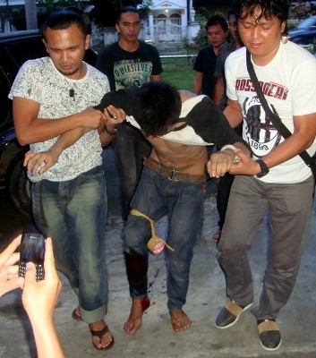 Polisi Tembak Pelaku Pembunuhan dan Curanmor di Manado