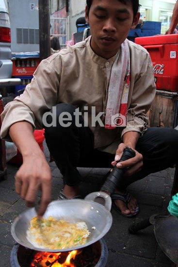 Dituding Tarik Bayaran dari PKL Oleh Jokowi, Ini Jawaban Panitia PRJ