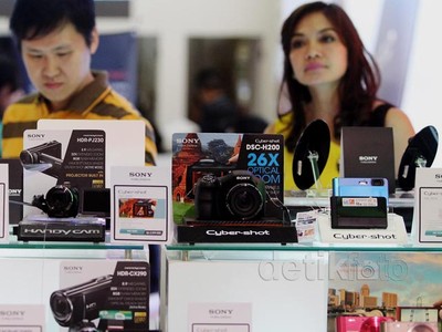 Memburu Beragam Gadget Baru di FKI dan ICS 2013