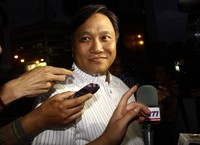 Menurut Dinno yang pernah menjabat sebagai Kepala Divisi Kredit Menengah BNI ini, pemberian kredit kepada PT CMMA sudah sesuai prosedur. Walaupun saat itu PT CMMA tidak bisa menunjukkan surat kontrak. Lamhot Aritonang/detikFoto.