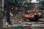 Normalisasi Kali Ciliwung Jadi Tontonan Warga